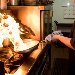 The Best 10 Restaurants Near Mystic Lake Hotel In Prior Features