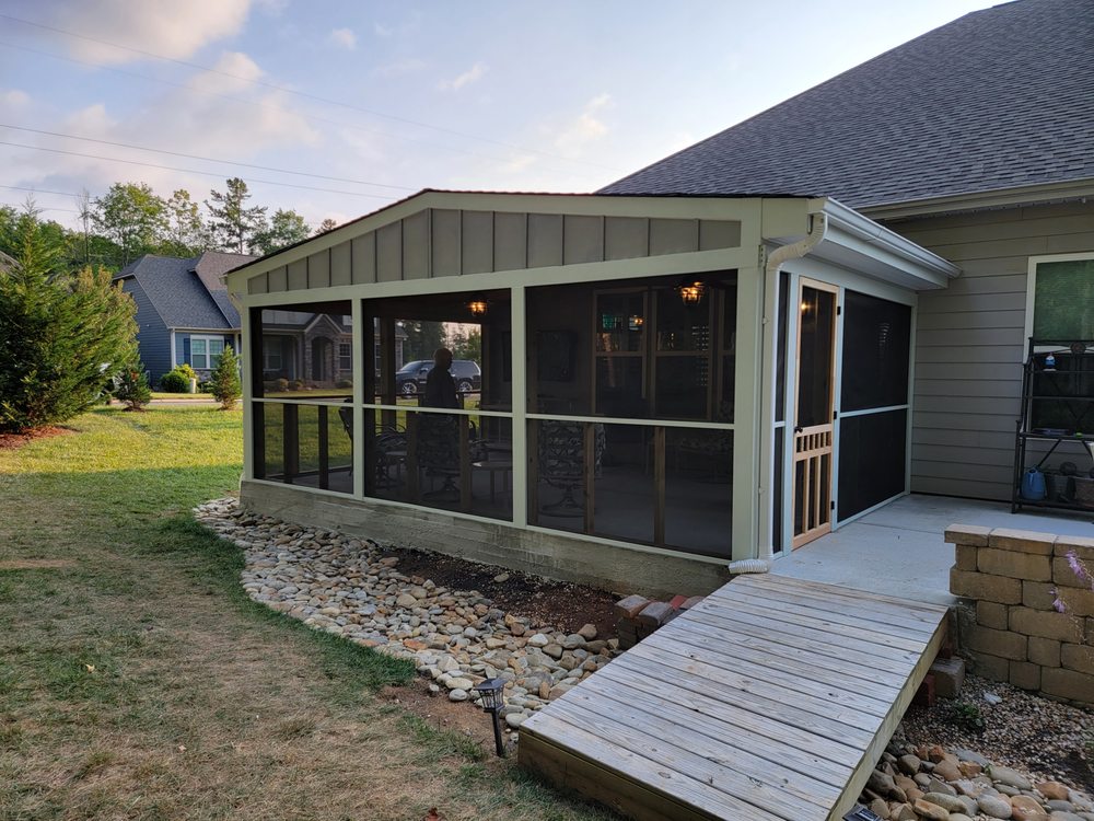 Marchio Outdoor Living