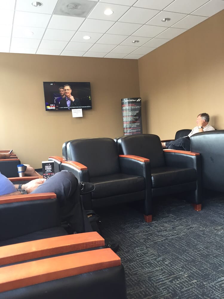 Glendale Chrysler Jeep St Louis service waiting area yelp Glendale Chrysler Jeep St Louis service waiting area yelp