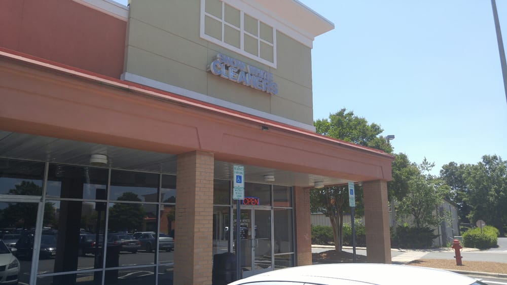 Snow White Dry Cleaners