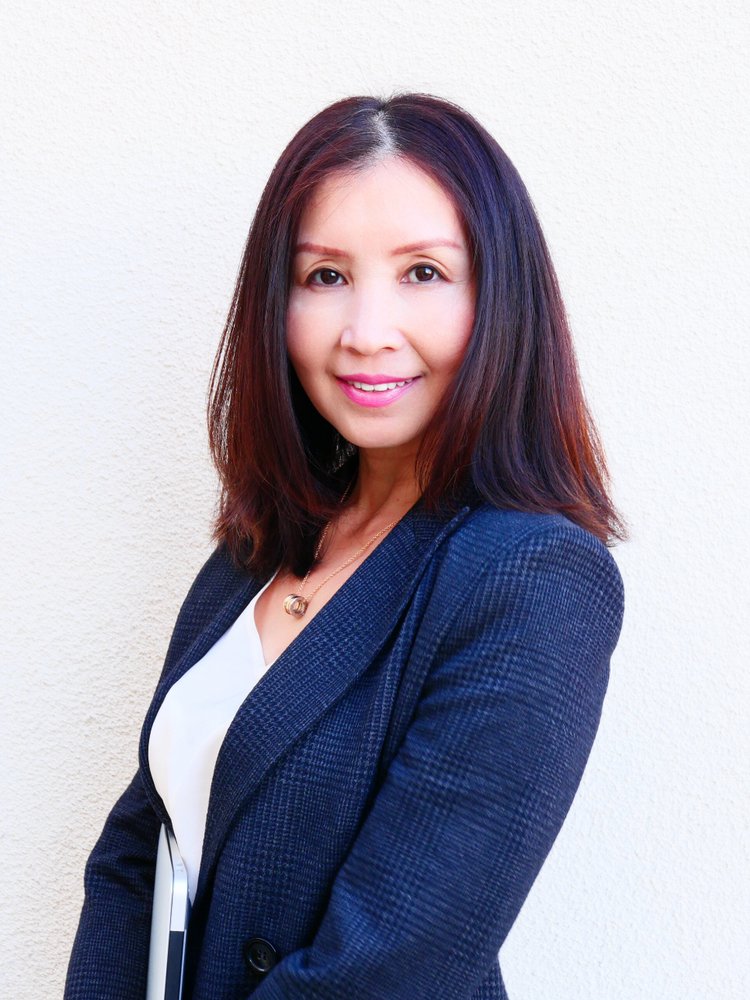 Eva Li - Realty One Group