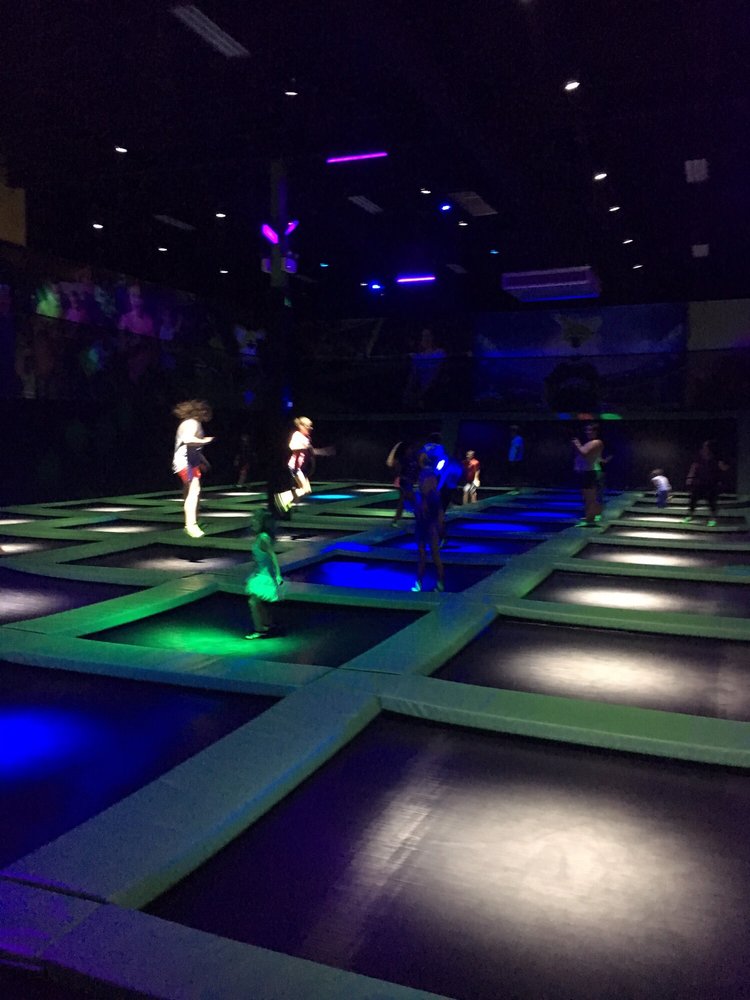 Launch Trampoline Park 22 Photos Trampoline Parks 1500 Almonesson