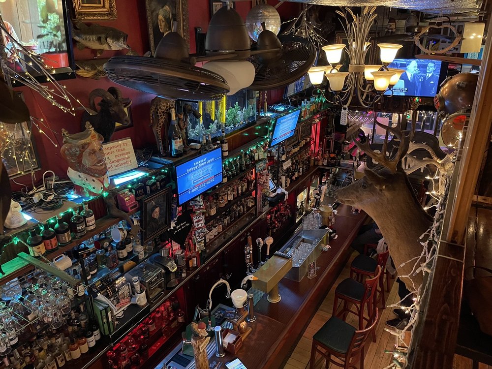 Broadway Dive Bar