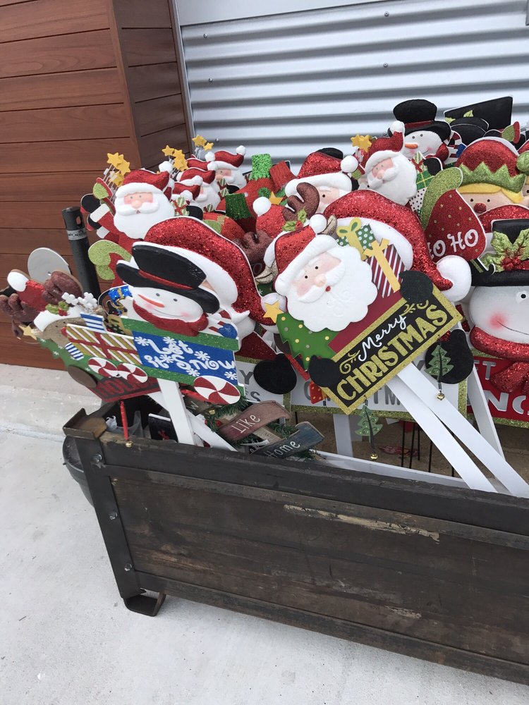 Christmas Tree Shops and That