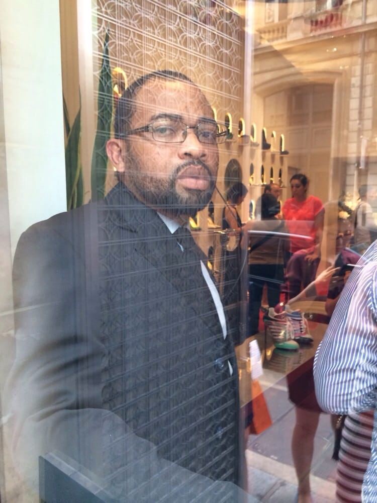 christian louboutin paris store opening hours christian louboutin paris store opening hours