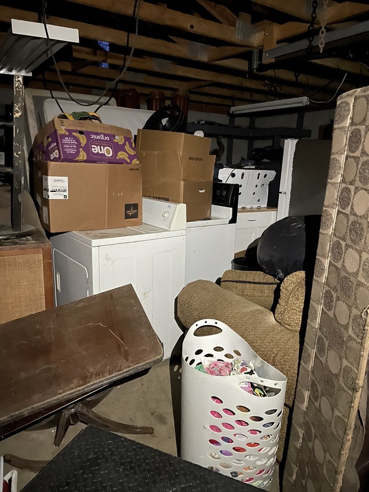 Allen's Hauling and Cleaning Services