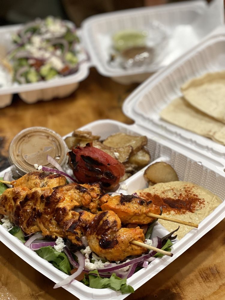 Quebobs Mediterranean Restaurant