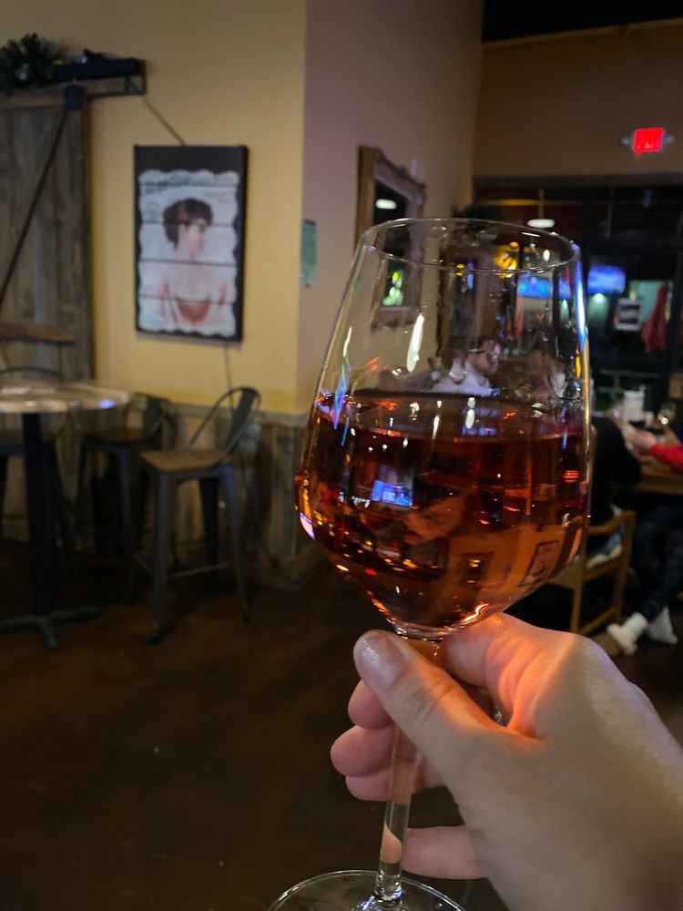 Draft & Vine Taproom & Bottle Shop