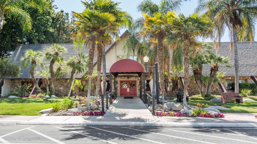 Hillcrest Memorial Park and Mortuary 33 Photos Funeral Services & Cemeteries 9101 Kern