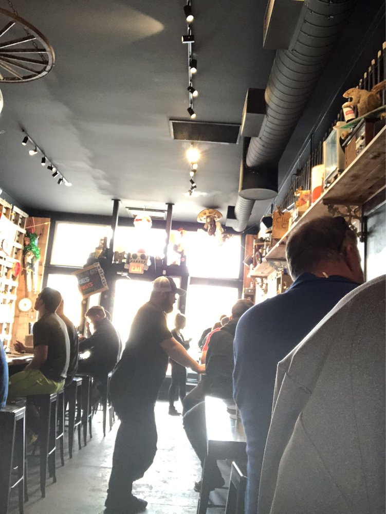 Jack Browns Beer & Burger Joint 24 Reviews Burgers 805 Dickinson