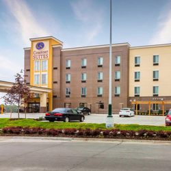 Comfort Suites La Vista Omaha 16 Photos Hotels 8121 Eastport Photo Of Comfort Suites La Vista Omaha Ne United States