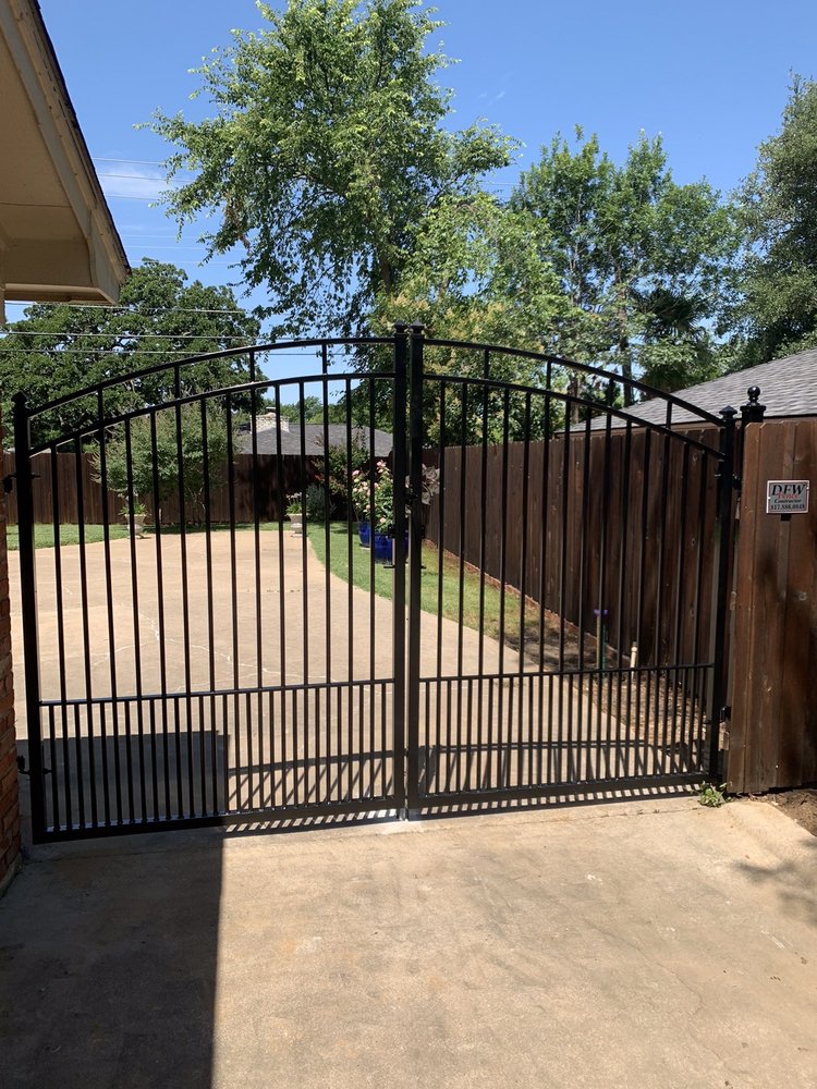 DFW Fence Contractor