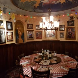 Buca Di Beppo Italian Restaurant Closed 81 Photos 44 Reviews Photo Of Buca Di Beppo Italian Restaurant Boynton Beach Fl United States