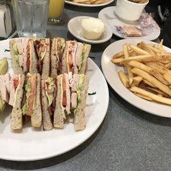 Whistle stop restaurant birmingham mi