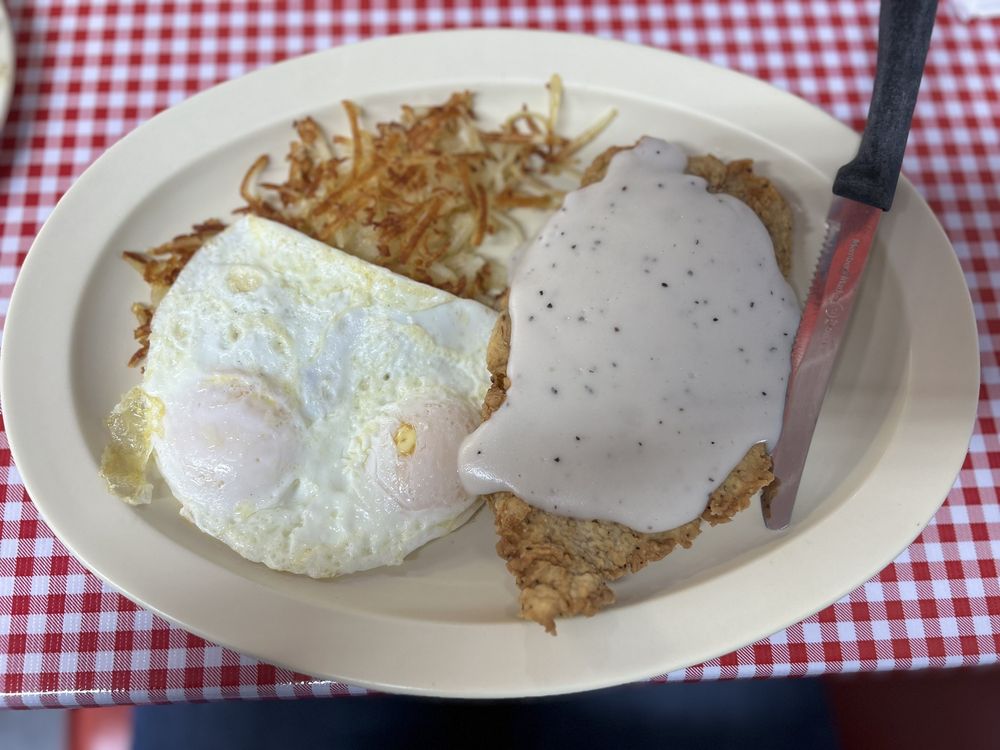 River Oaks Cafe