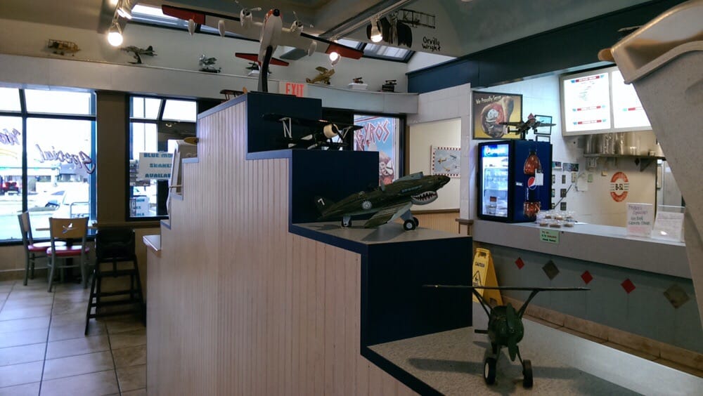 B52 33 Photos & 25 Reviews Sandwiches N79 W14701 Appleton Ave