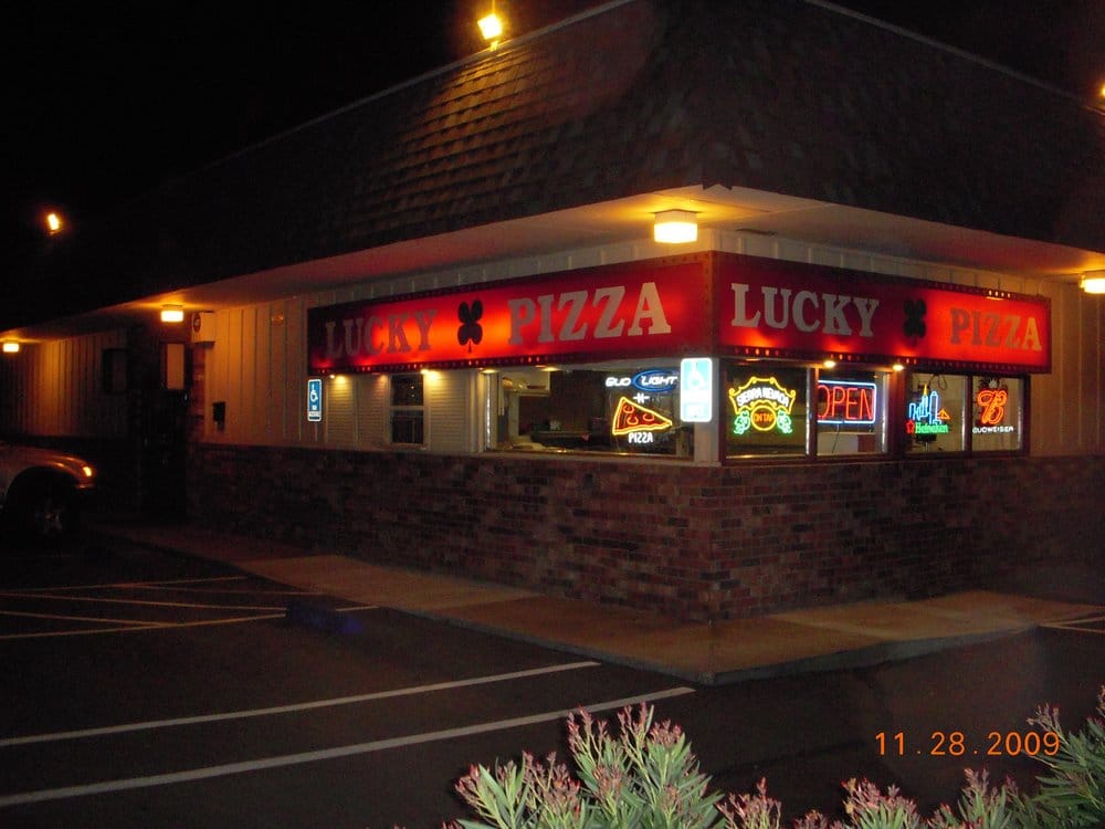 Lucky Pizza CLOSED 30 Reviews Pizza 7410 Amador Valley Blvd