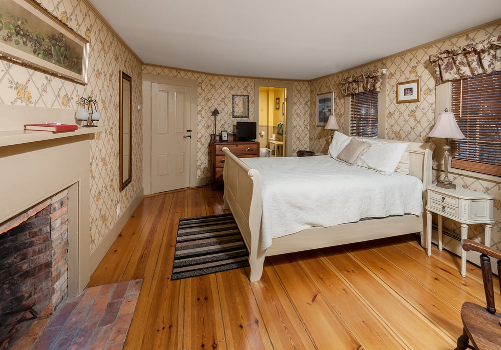 The Black Boar Inn 78 Photos & 30 Reviews Hotels 277 Main St