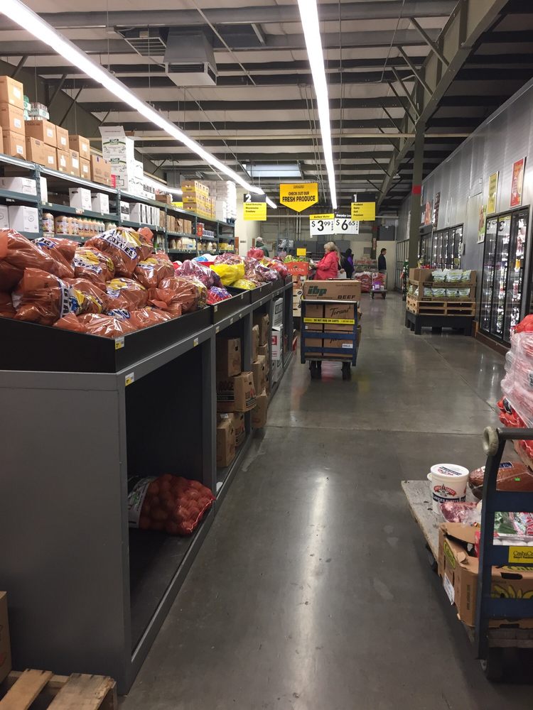 Smart Foodservice Warehouse Stores 2033 Cardinal Ave, Medford, OR, 97504