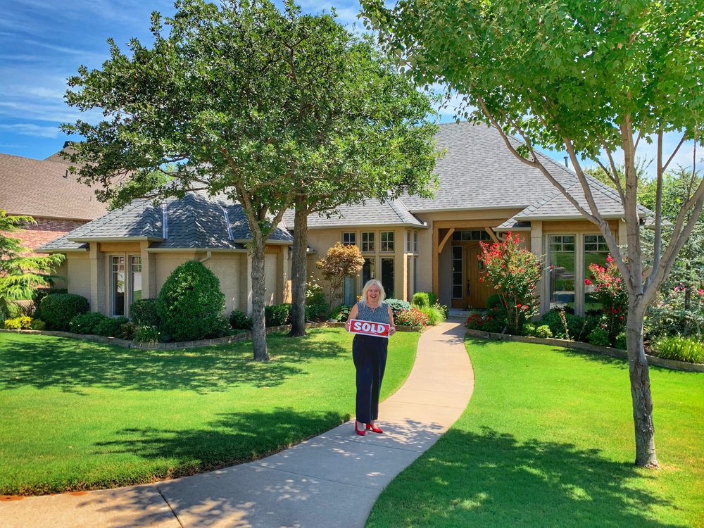 Karen Blevins - Chinowth & Cohen Realtor