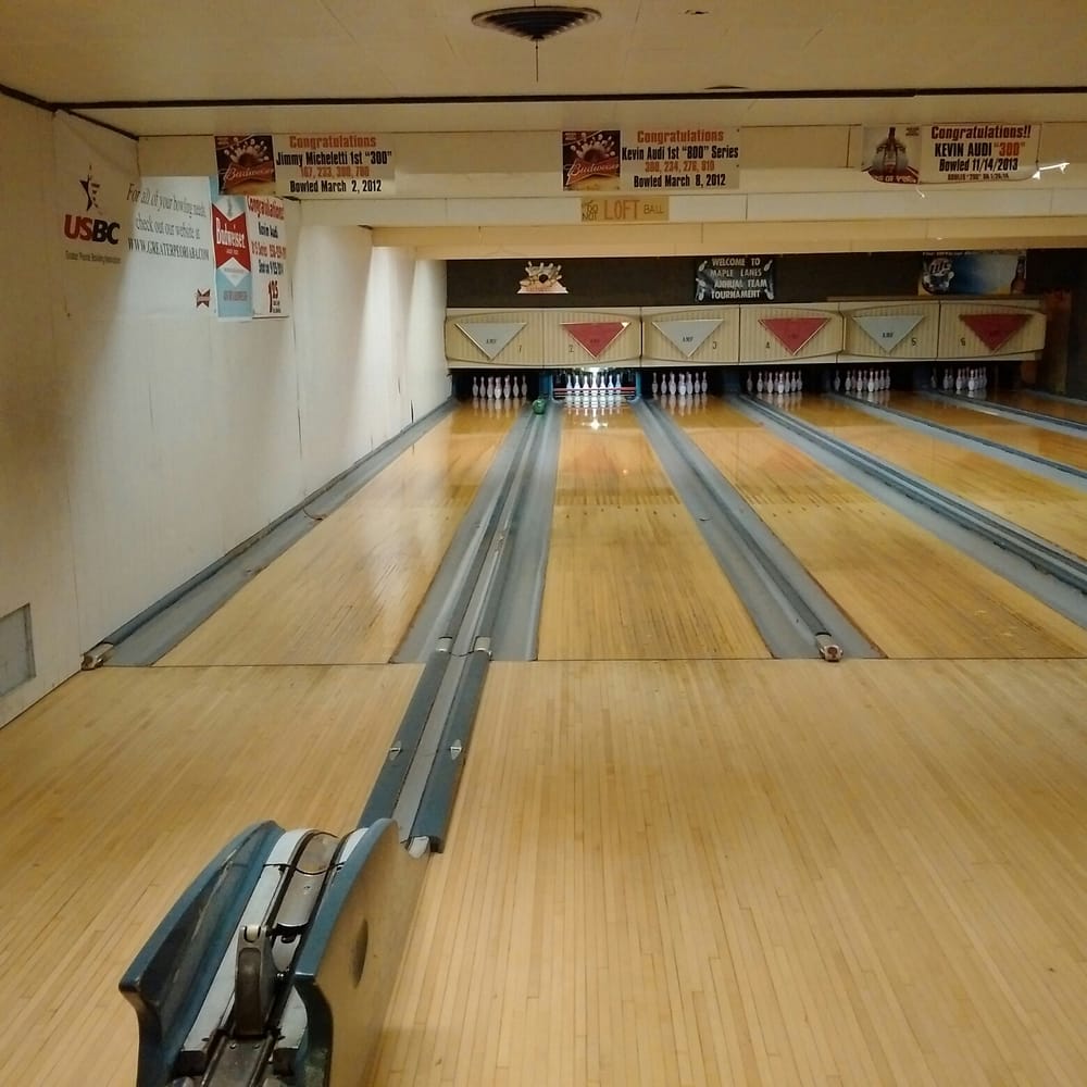 Maple Lanes Bowling Alley Bowling 421 N Main St, Roanoke, IL