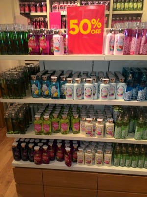 bath body works 11149 w 95th ste 132 overland park ks cosmetics bath and body works oak park mall