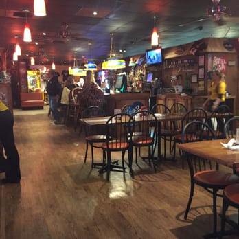 Boom S Closed 33 Photos 19 Reviews American New 3600 Photo Of Boom S Charleston Wv United States