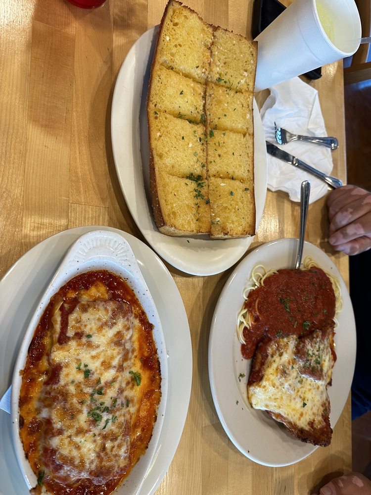 Pizza Capri's