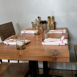 Barra 61 Photos 56 Reviews Mexican 142 Columbus Ave Photo Of Barra Sandusky Oh United States Dining Arrangement