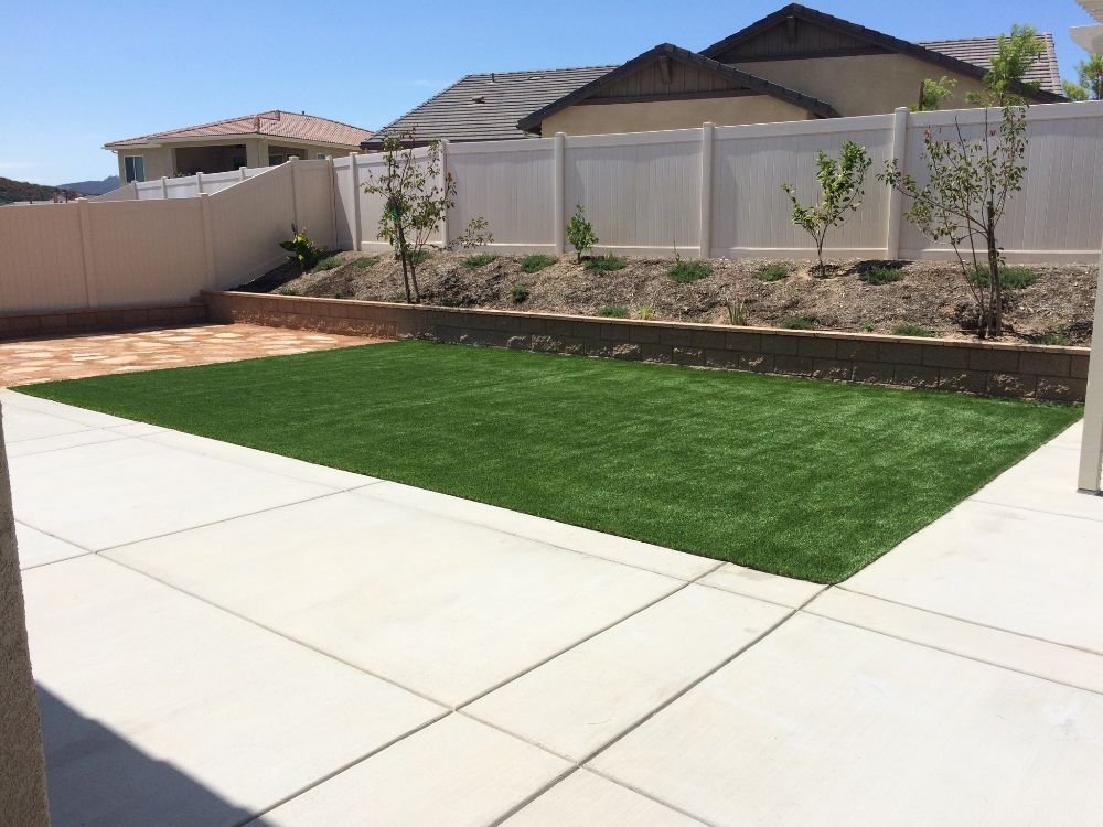 image of business Re-Leaf Landscape