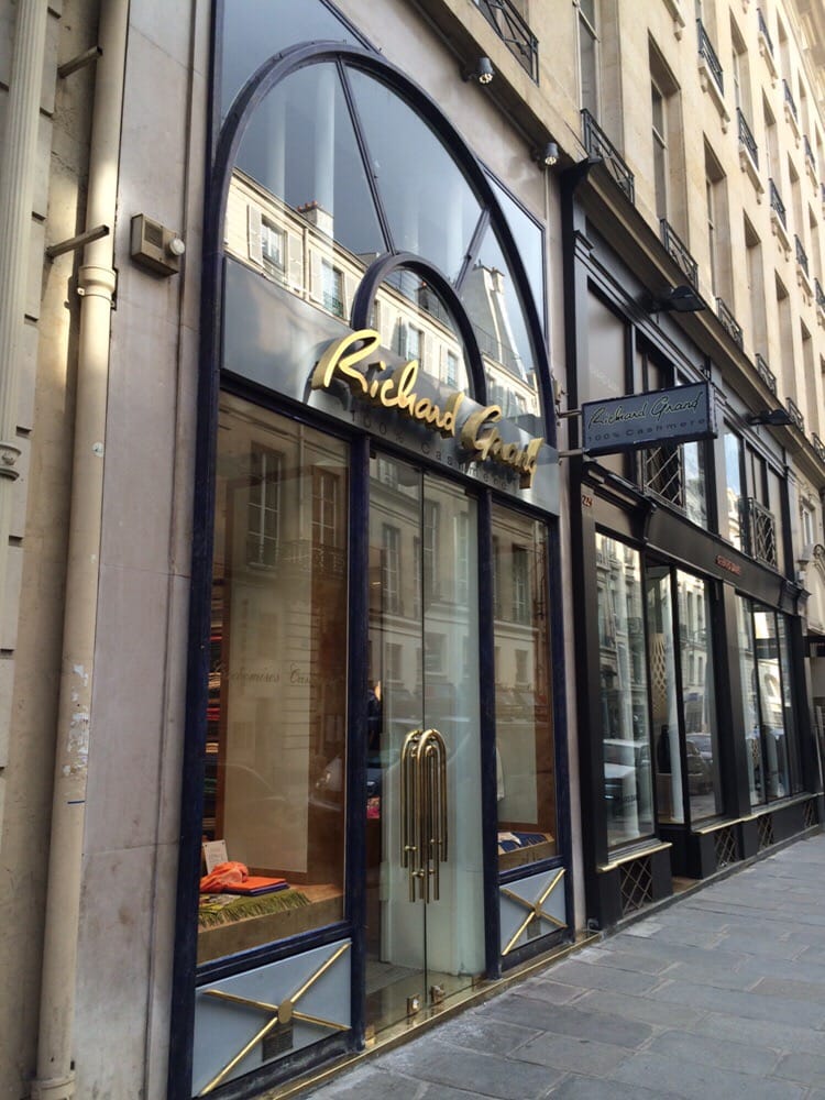 Richard Grand Women's Clothing 229 rue Saint Honore, Place Vendôme, Paris, France Phone Richard Grand Women's Clothing 229 rue Saint Honore, Place Vendôme, Paris, France Phone