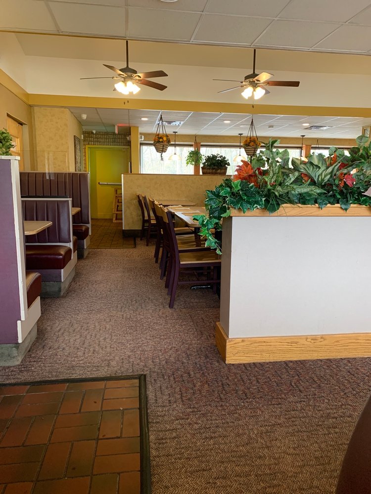 Brookside Family Restaurant