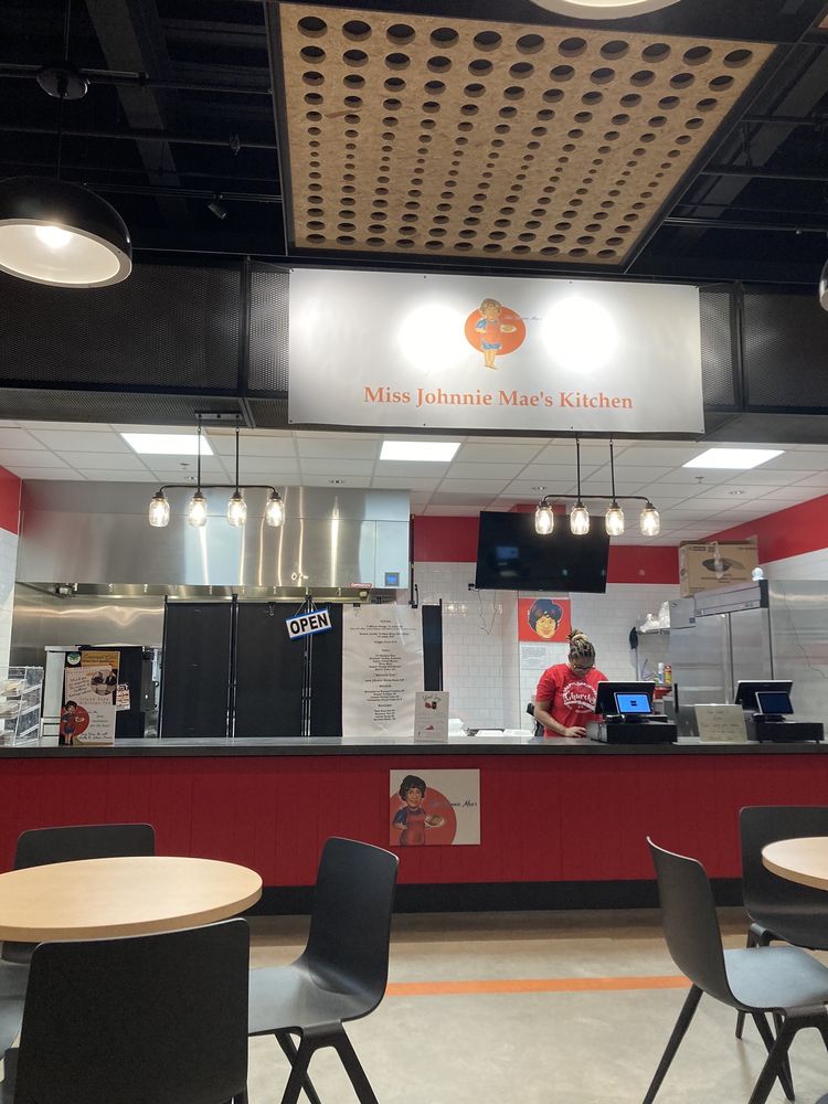 Miss Johnnie Mae's Food Truck