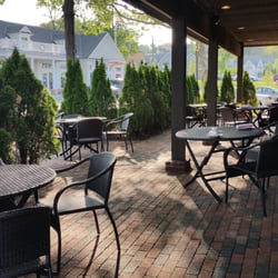Luna Rossa Closed Order Food Online 26 Photos 30 Reviews Photo Of Luna Rossa Ridgefield Ct United States Patio Dining
