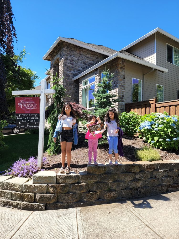 Tawne Burgess - Diamond Residential Mortgage