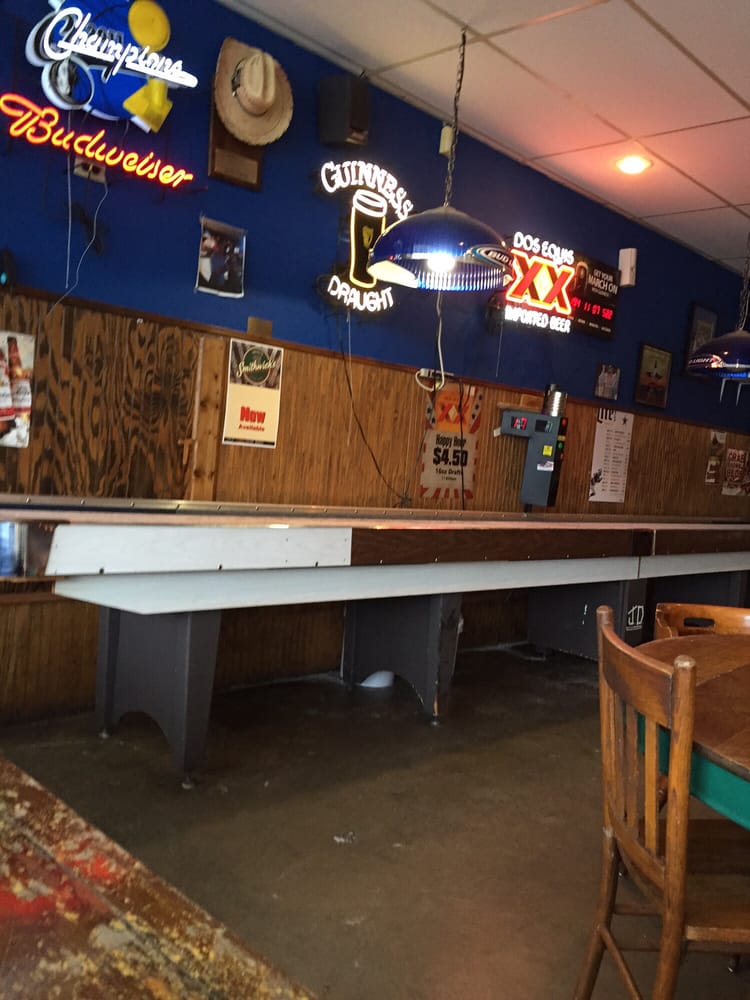 White Rock Sports Bar Closed 16 Photos 31 Reviews