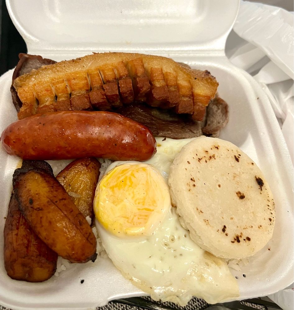 El Patio Colombian Restaurant