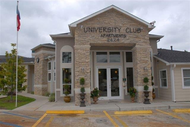 University Club Apartments