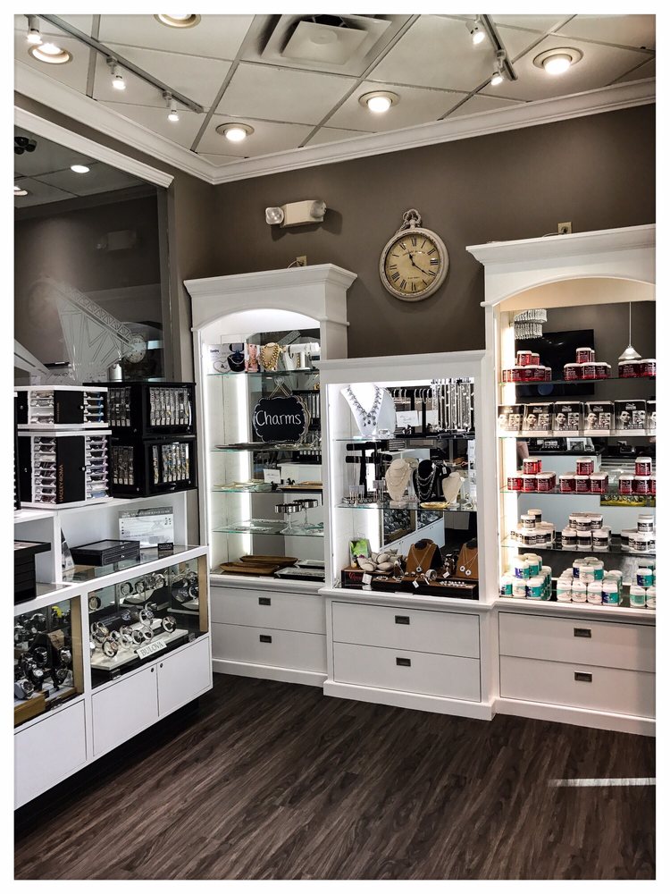 Fast Fix Jewelry and Watch Repairs 73 Photos & 130 Reviews Watches