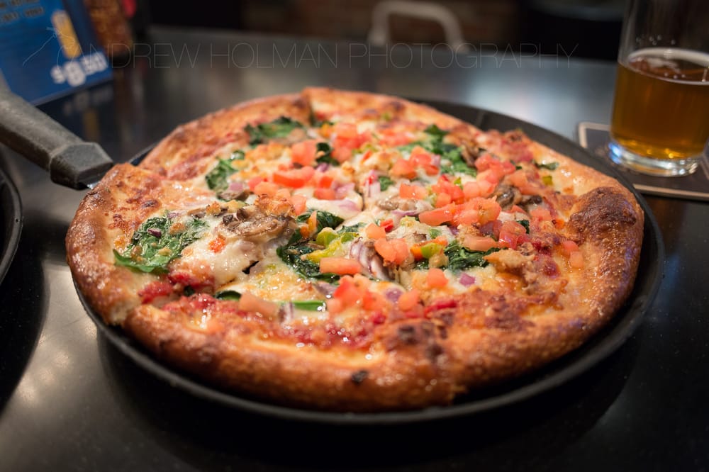 Flattop Pizza & Pool 48 Photos & 77 Reviews Pizza 600 W 6th Ave