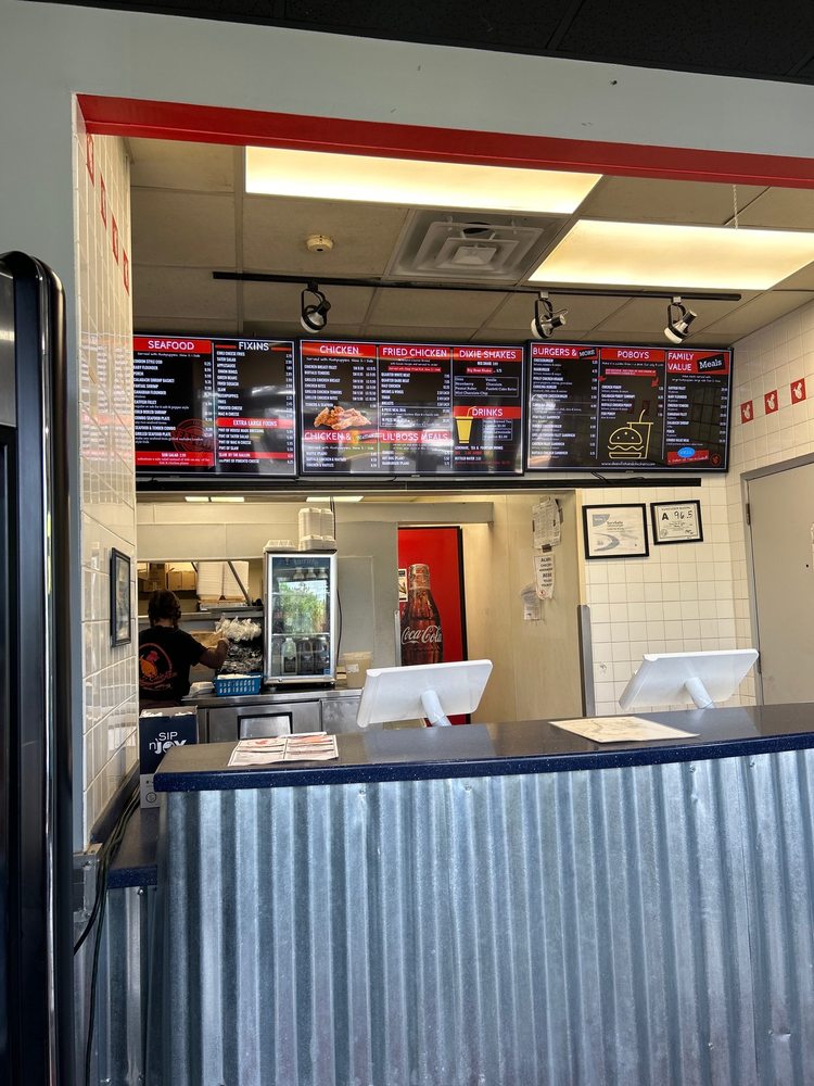 Dixie's Fish & Chicken