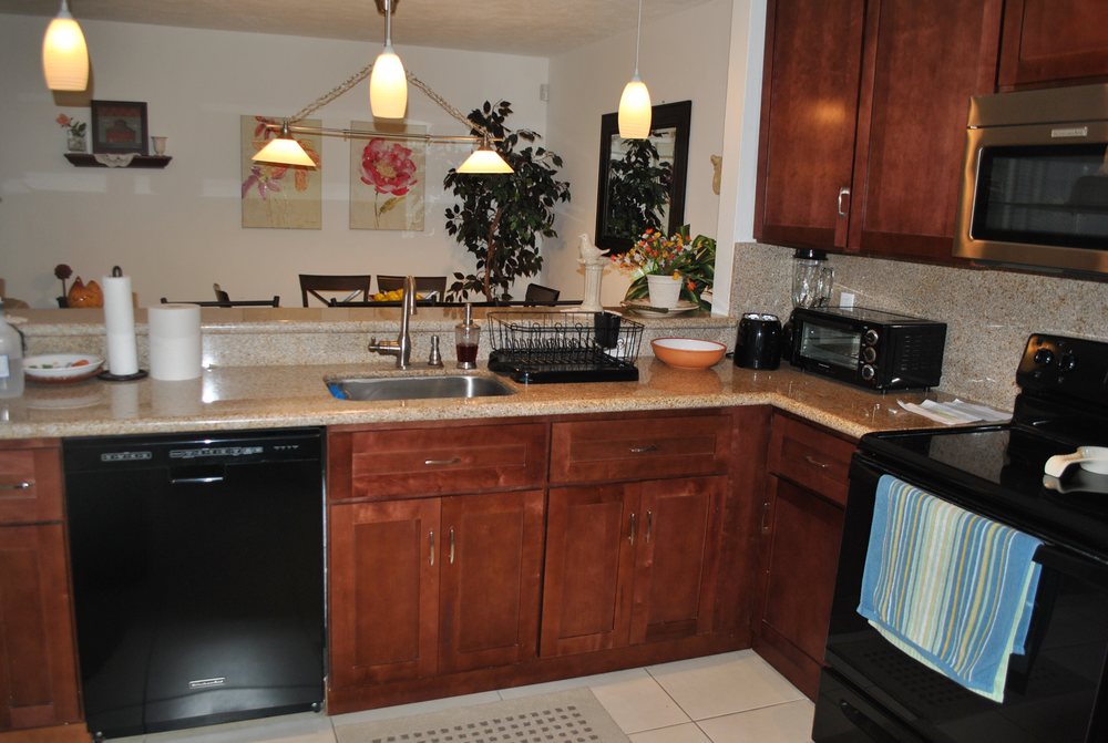 Rosa Alvarez - Florida Realty of Miami