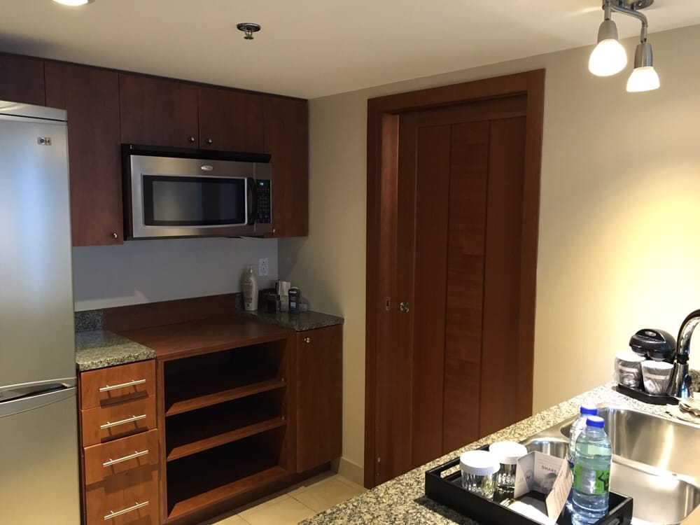 Embassy Suites by Hilton Montreal