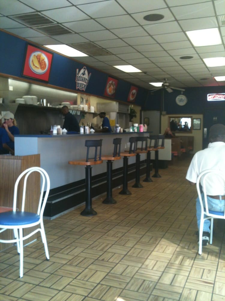 3 Squares Diner Diners 303 E Oakridge Dr, Albany, GA Restaurant