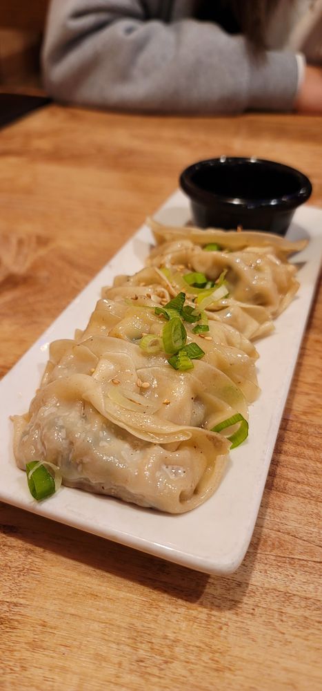 Wu Lan Ramen Tap House