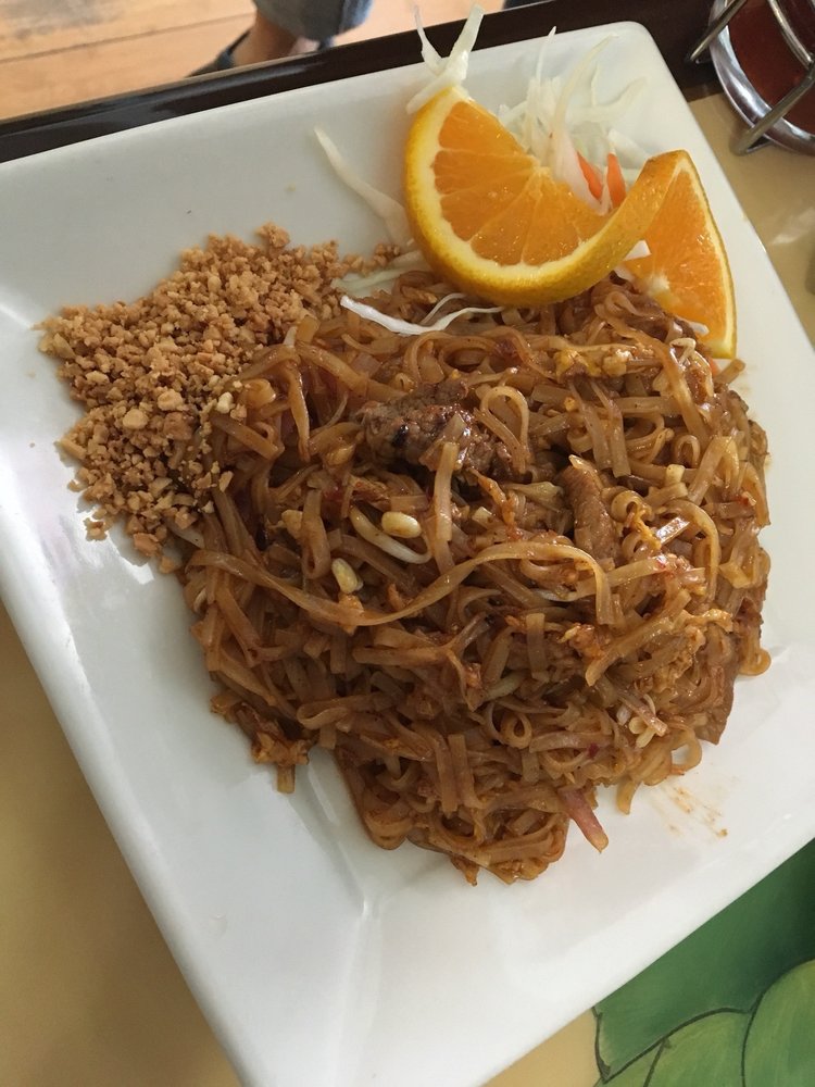 C R Noodle House Thai & Lao Restaurant