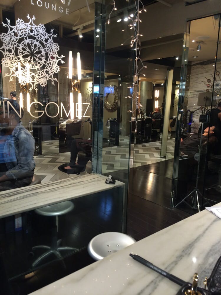 hair saloon near me
