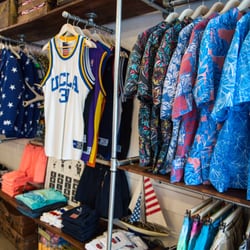 chubbies shorts store