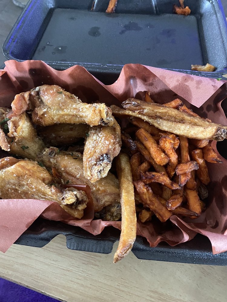 Wing N’ It Wing N’ It