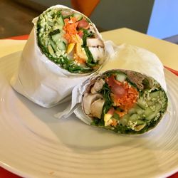 Mama Says Order Online 396 Photos 389 Reviews Salad Photo Of Mama Says Torrance Ca United States